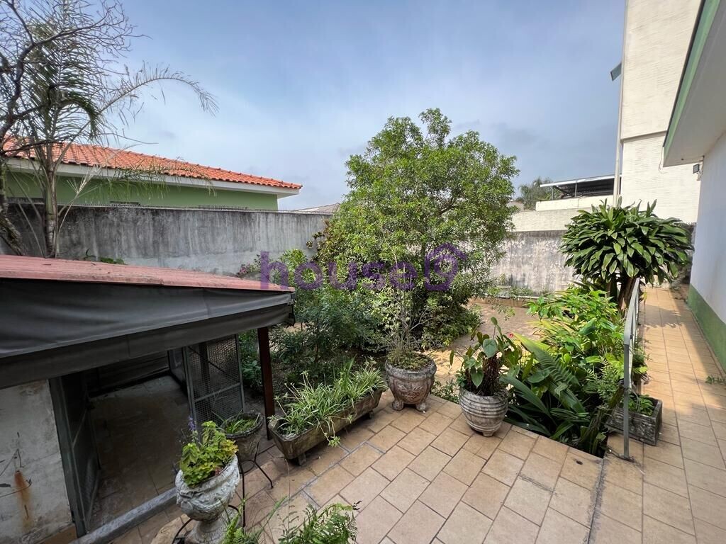 Casa à venda com 2 quartos, 290m² - Foto 26