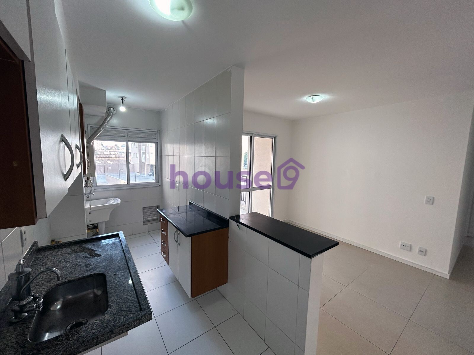 Apartamento à venda com 2 quartos, 69m² - Foto 4