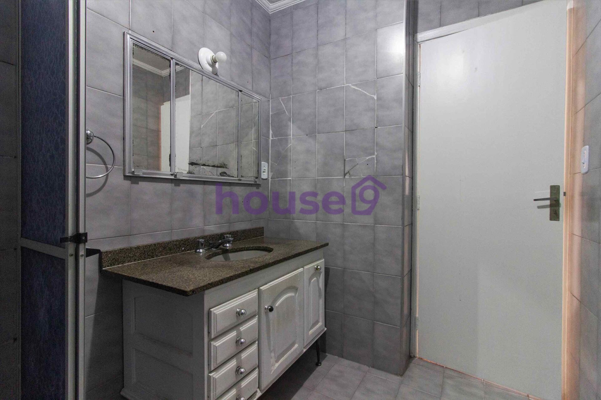 Apartamento para alugar com 2 quartos, 80m² - Foto 4