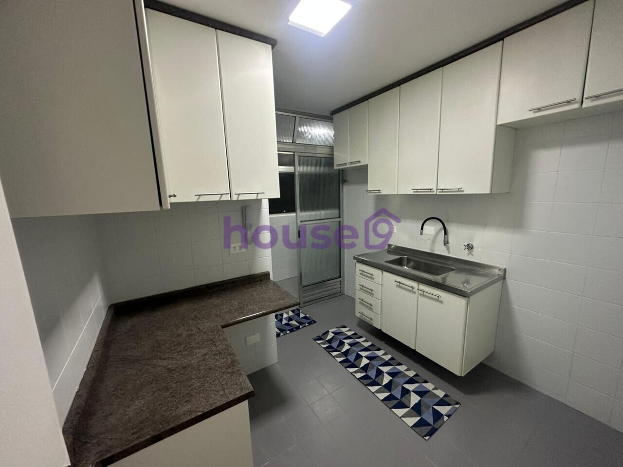 Apartamento à venda com 3 quartos, 76m² - Foto 27