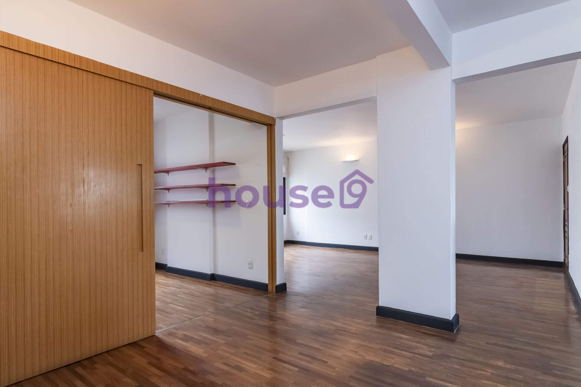 Apartamento para alugar com 2 quartos, 110m² - Foto 6