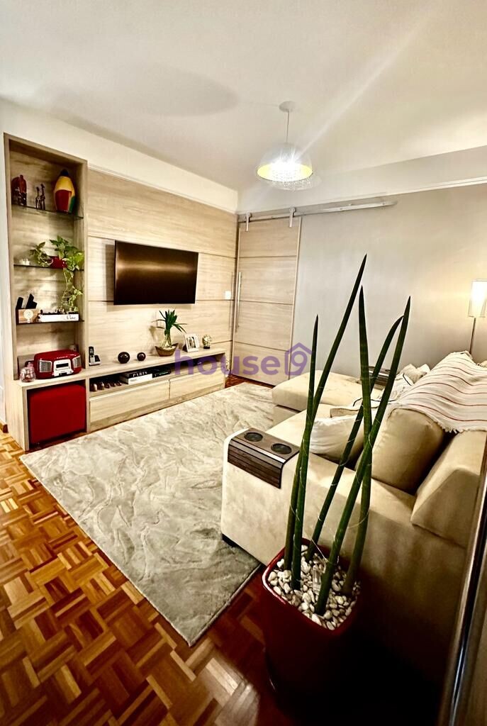 Apartamento à venda com 3 quartos, 75m² - Foto 2