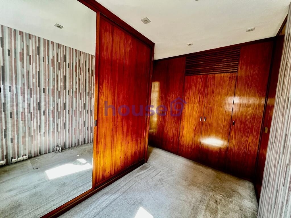 Apartamento à venda com 4 quartos, 220m² - Foto 8