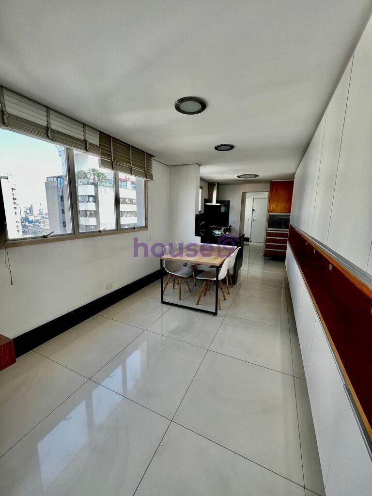 Apartamento à venda com 4 quartos, 220m² - Foto 6