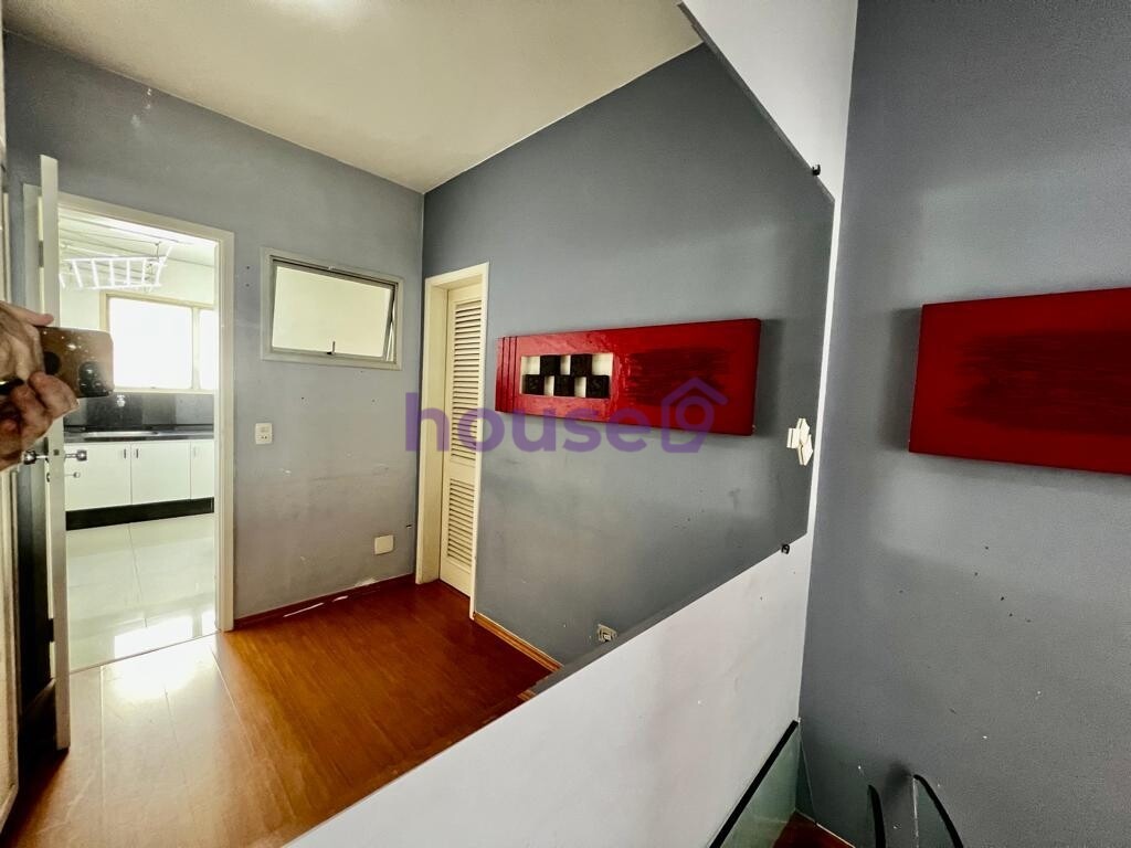 Apartamento à venda com 4 quartos, 220m² - Foto 3