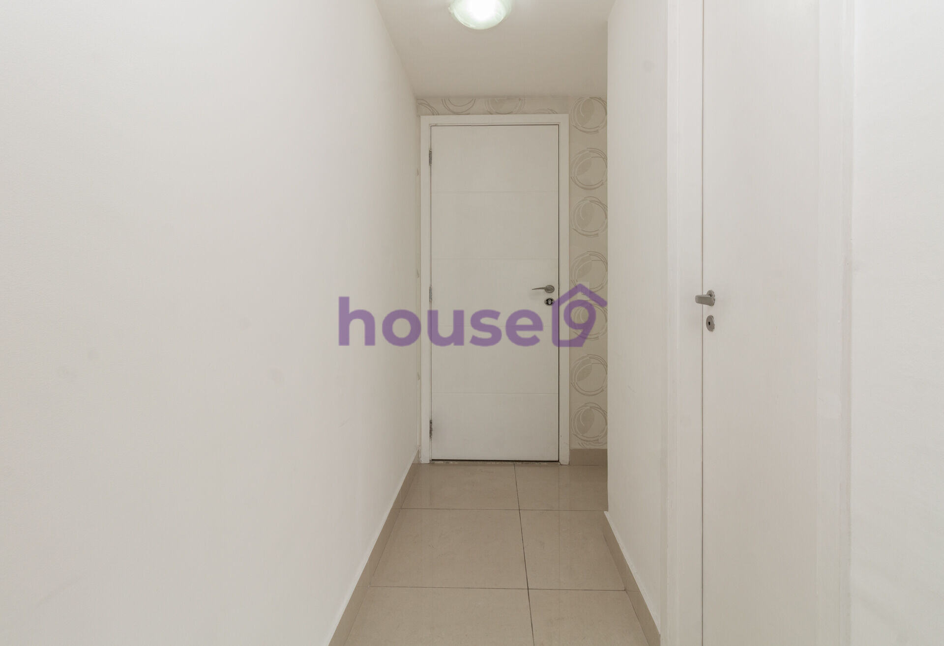 Apartamento à venda com 3 quartos, 128m² - Foto 2