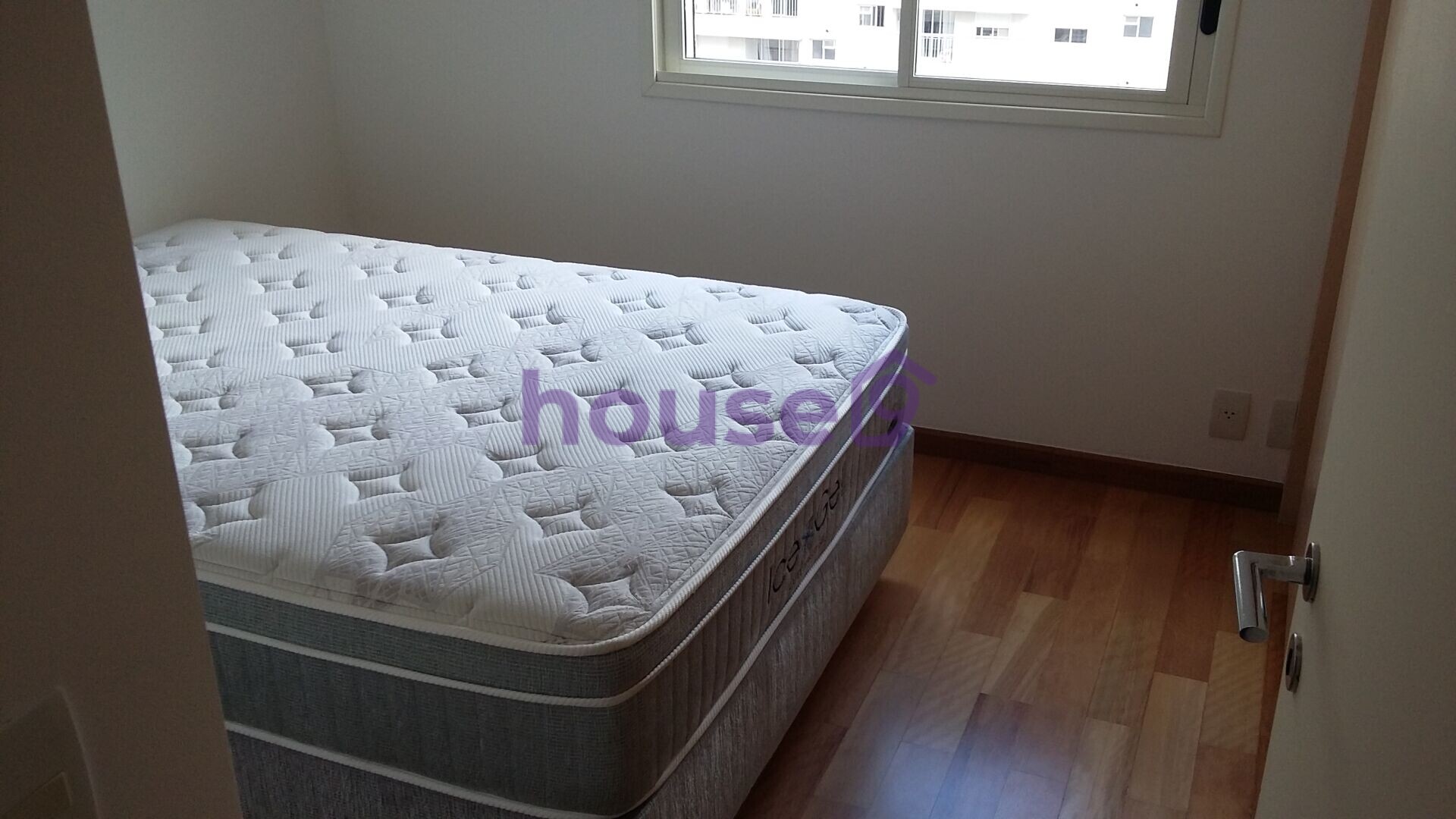 Apartamento para alugar com 3 quartos, 107m² - Foto 10