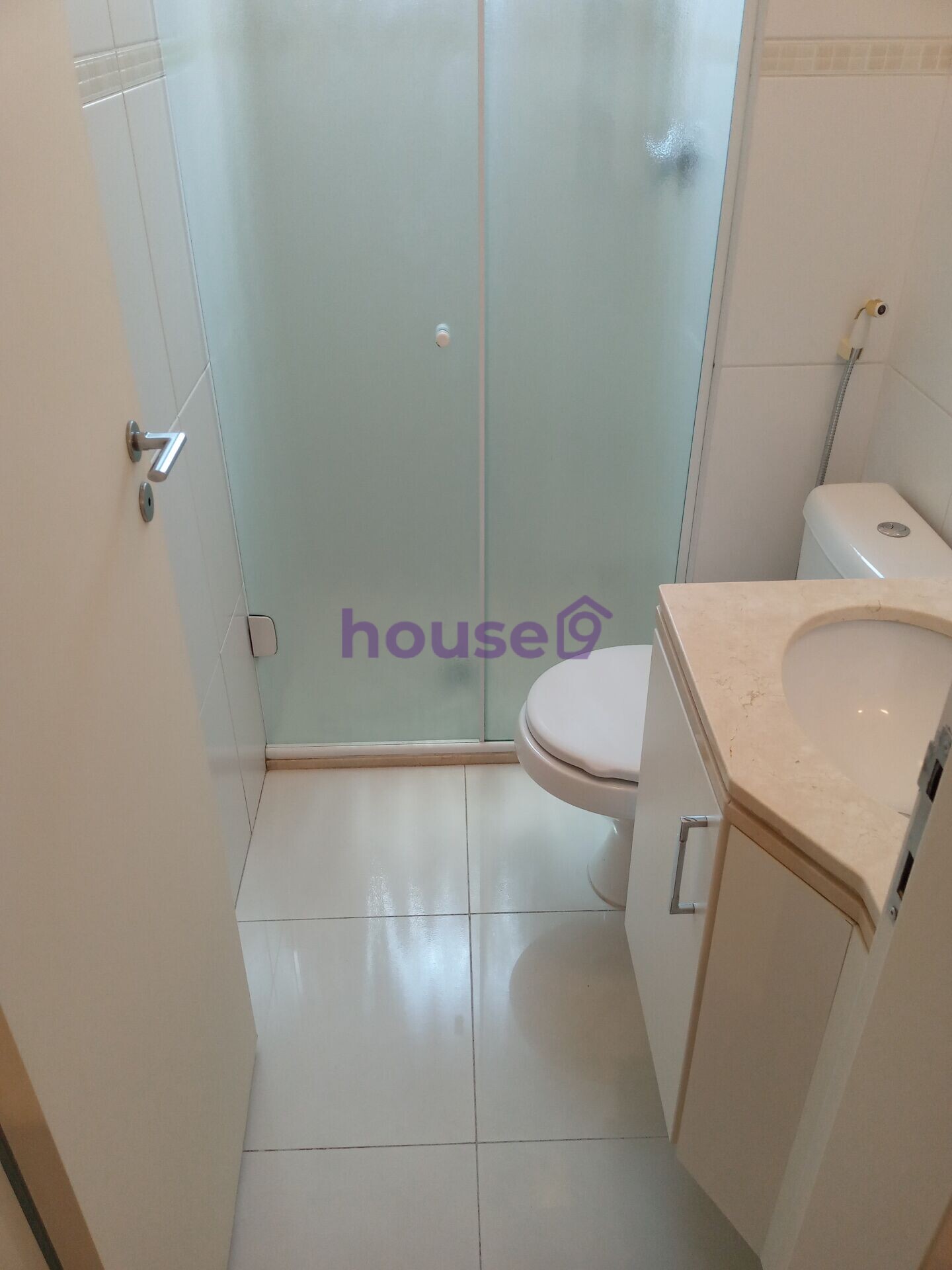 Apartamento para alugar com 3 quartos, 107m² - Foto 12