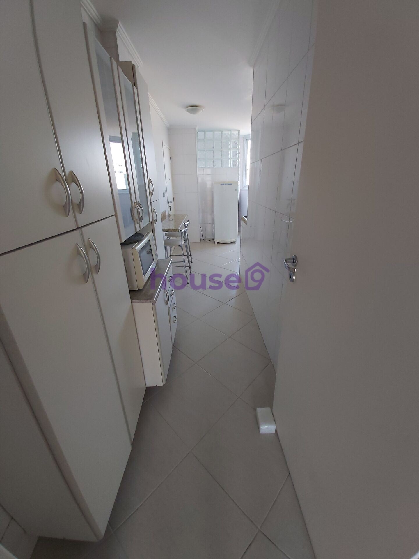 Apartamento para alugar com 3 quartos, 82m² - Foto 13