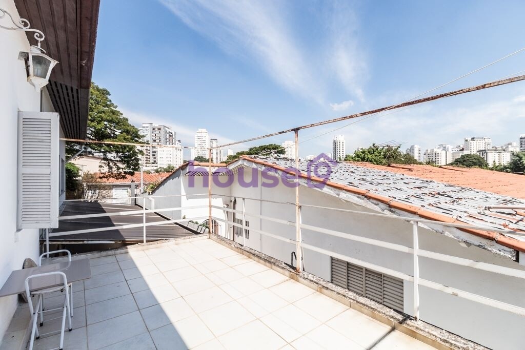 Casa para alugar com 4 quartos, 220m² - Foto 30