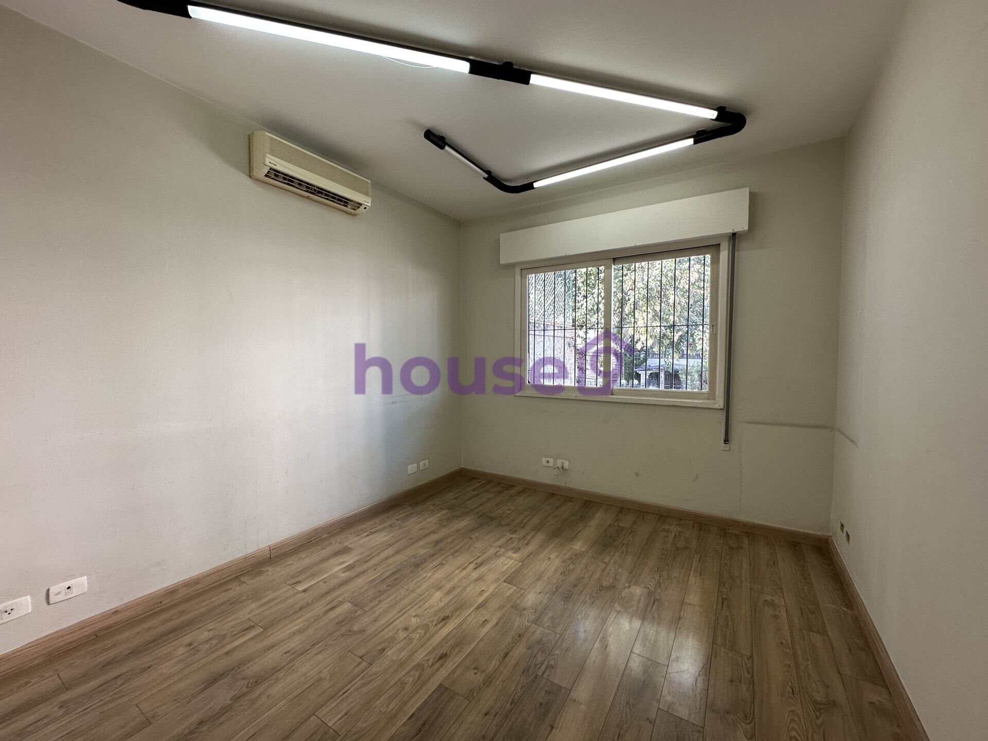 Casa para alugar com 6 quartos, 500m² - Foto 17