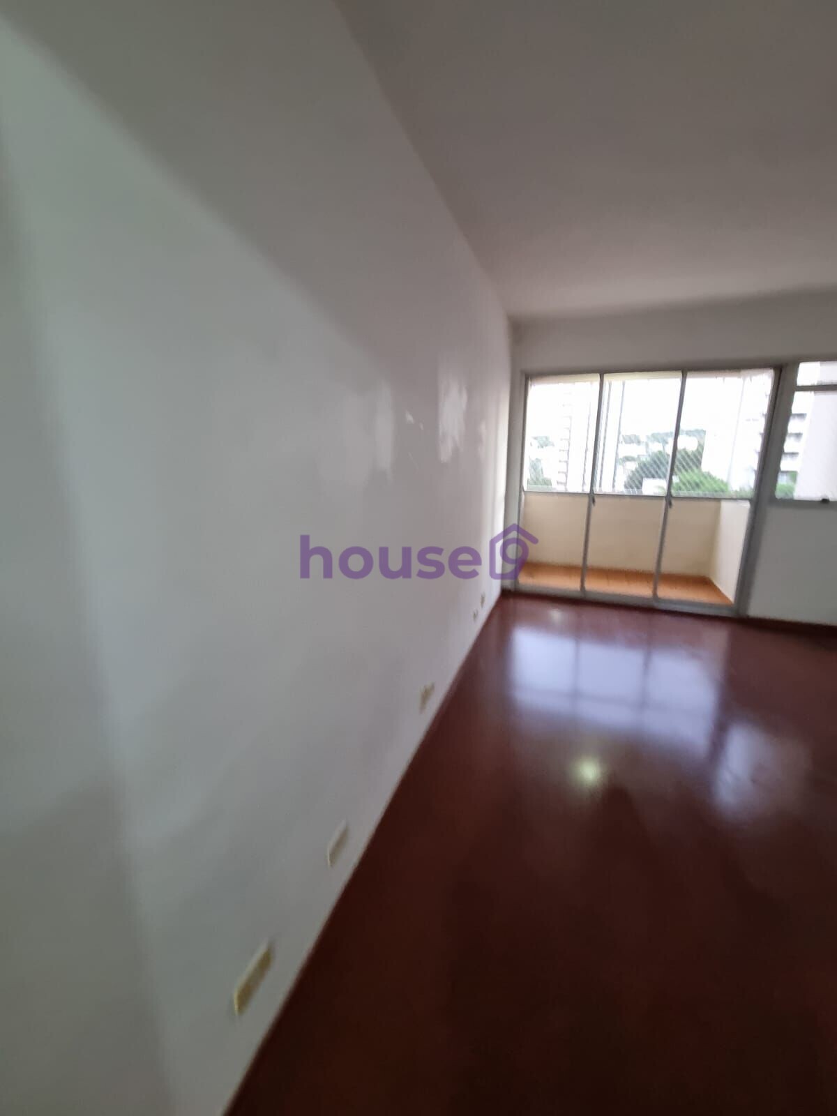 Apartamento à venda com 2 quartos, 70m² - Foto 5