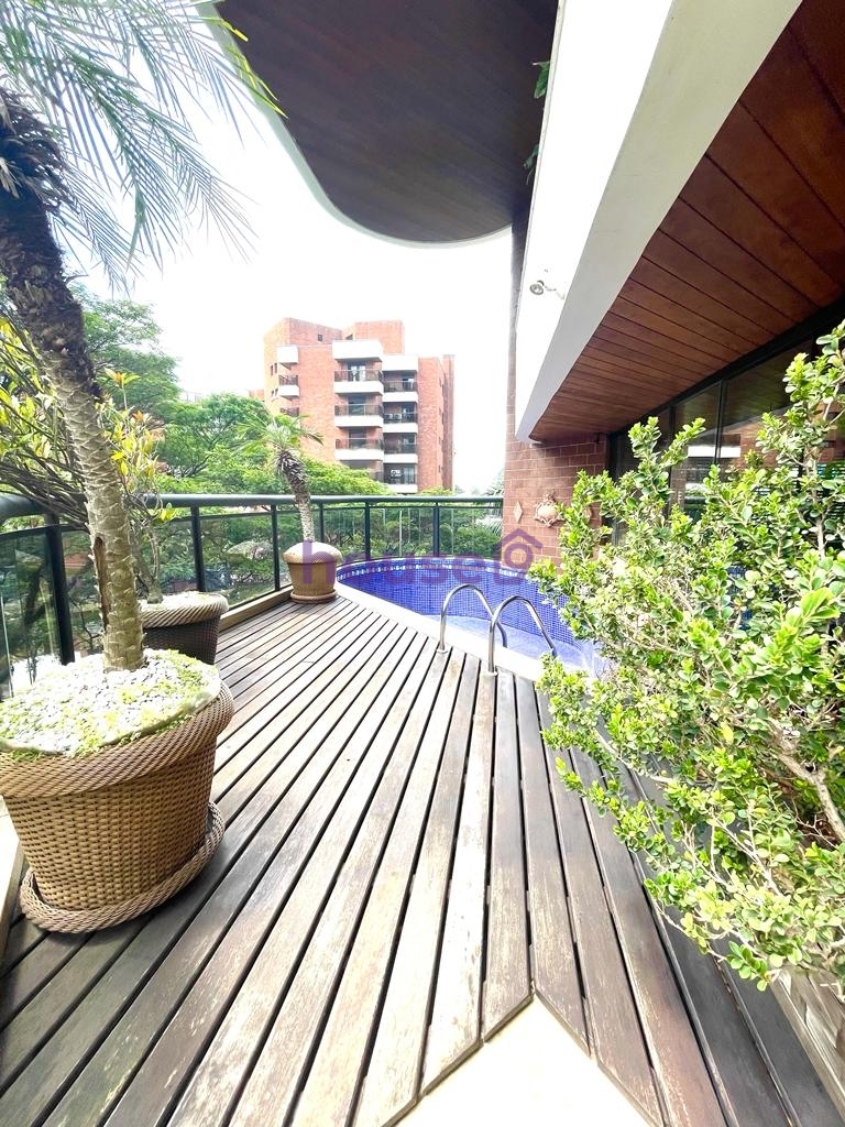 Apartamento à venda com 4 quartos, 340m² - Foto 16