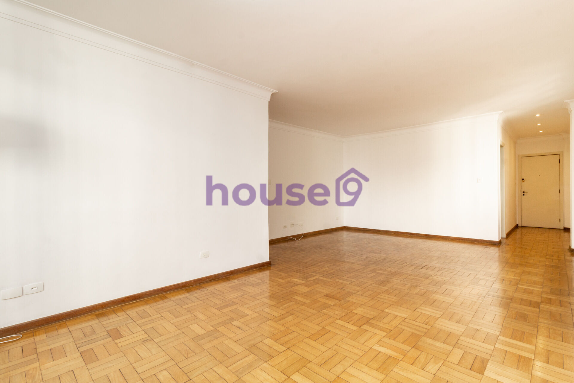 Apartamento à venda com 3 quartos, 129m² - Foto 2