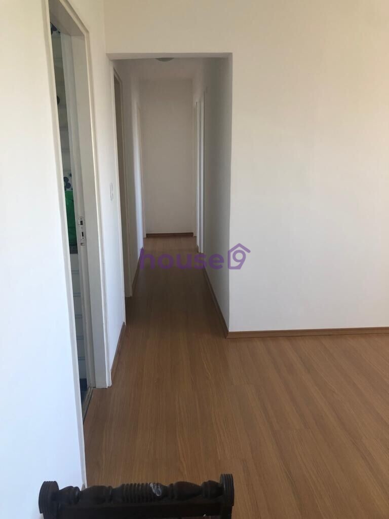 Apartamento para alugar com 3 quartos, 90m² - Foto 13