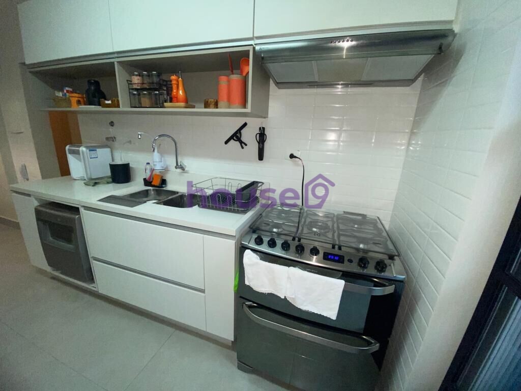 Apartamento à venda com 3 quartos, 167m² - Foto 5