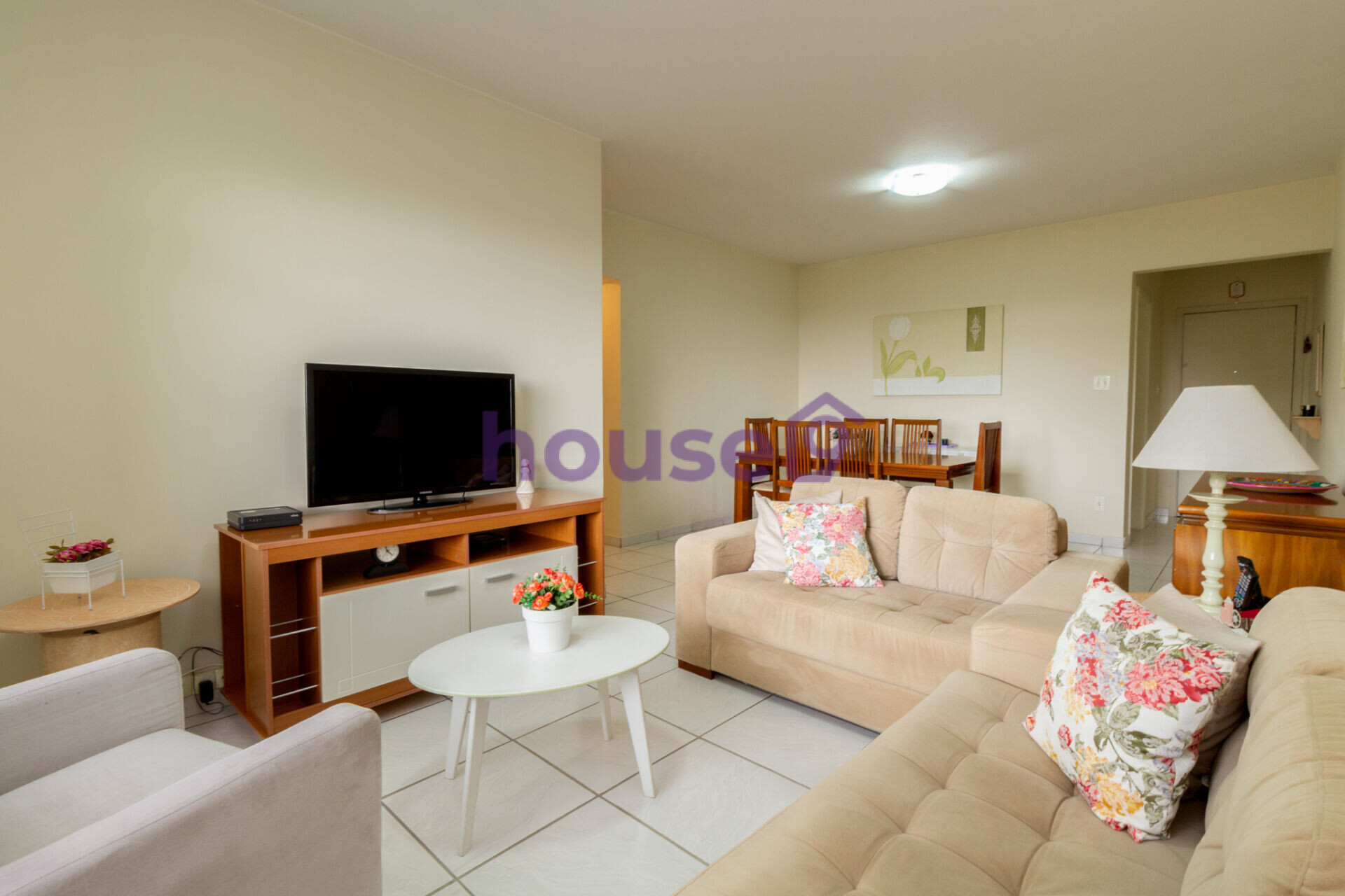 Apartamento à venda com 3 quartos, 105m² - Foto 1