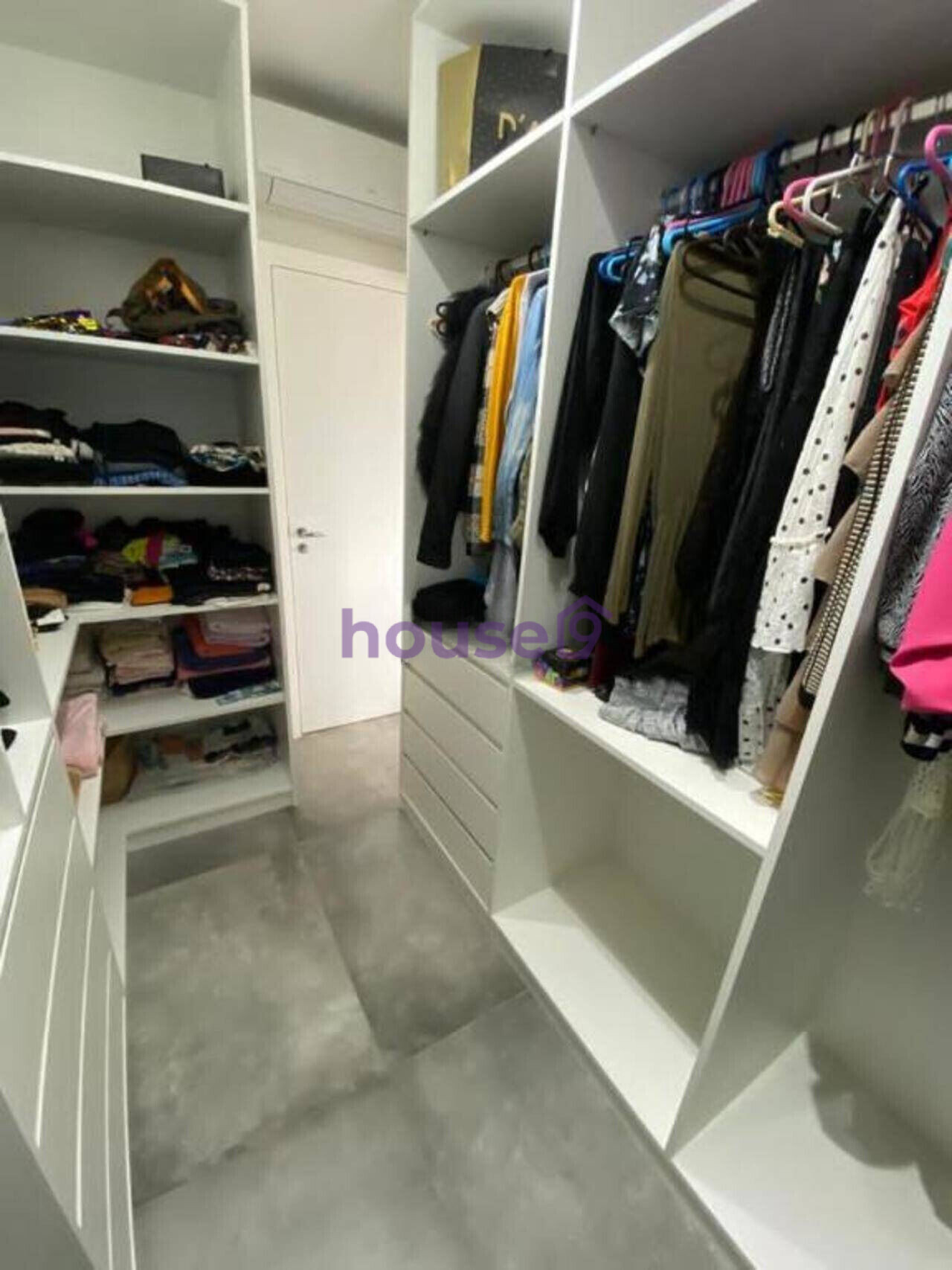 Apartamento para alugar com 3 quartos, 93m² - Foto 13