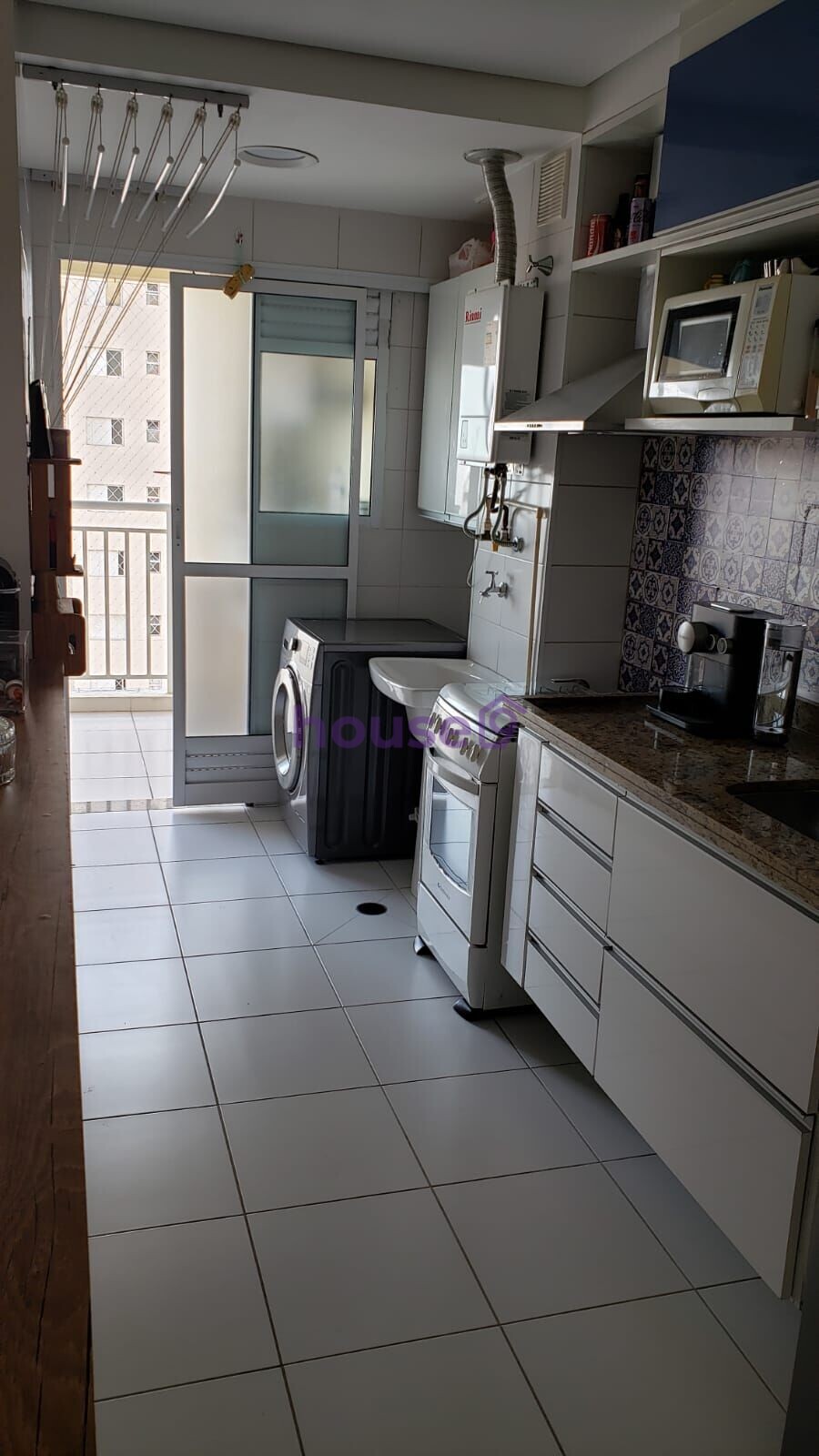 Apartamento à venda com 2 quartos, 70m² - Foto 10