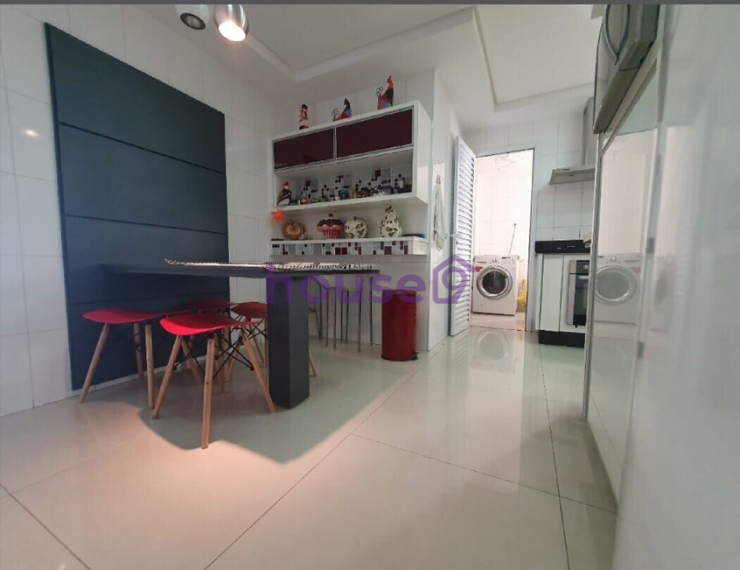 Apartamento à venda com 3 quartos, 146m² - Foto 15