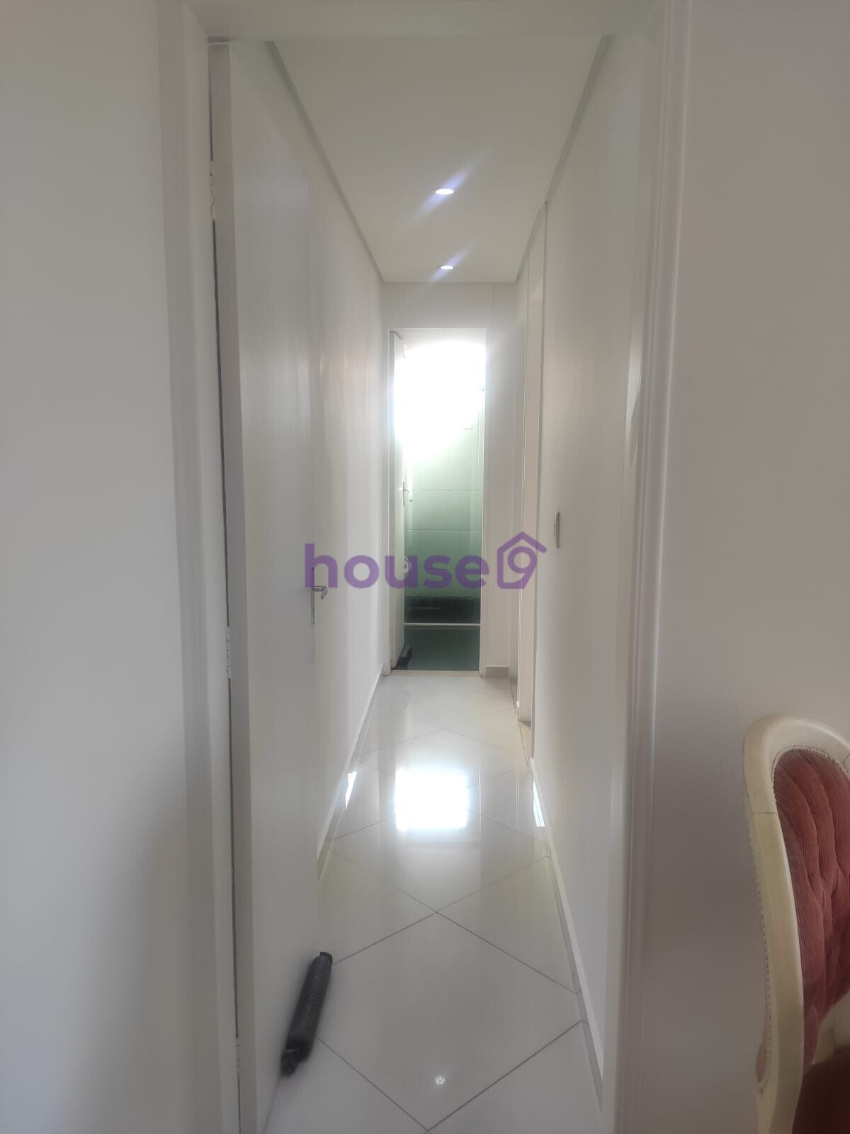 Apartamento à venda com 2 quartos, 67m² - Foto 4