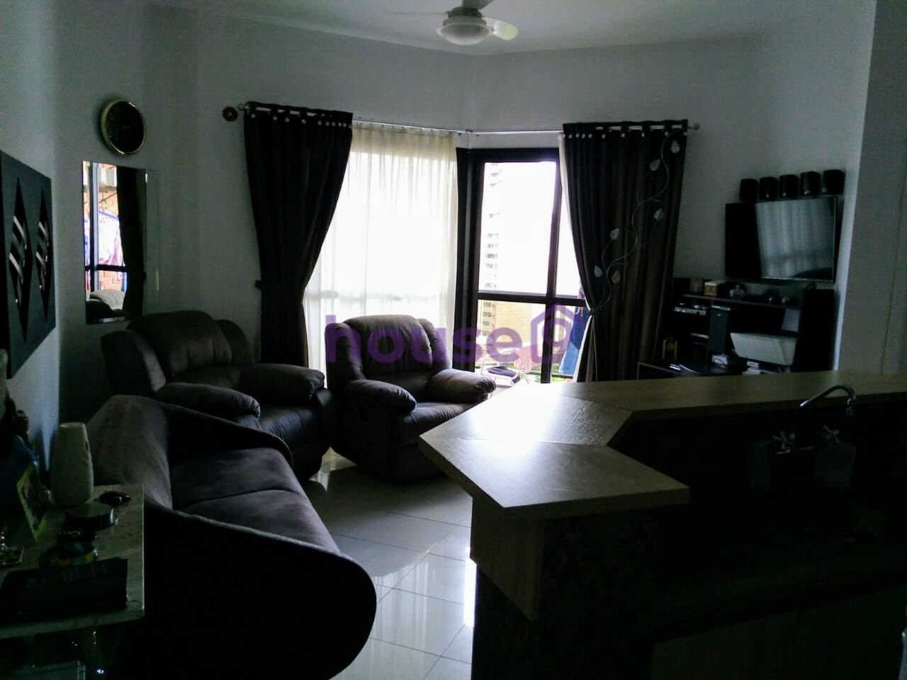 Apartamento à venda com 1 quarto, 40m² - Foto 1