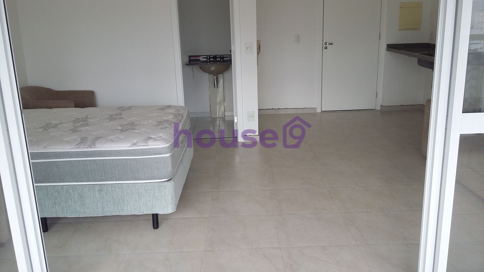 Apartamento à venda com 1 quarto, 40m² - Foto 5