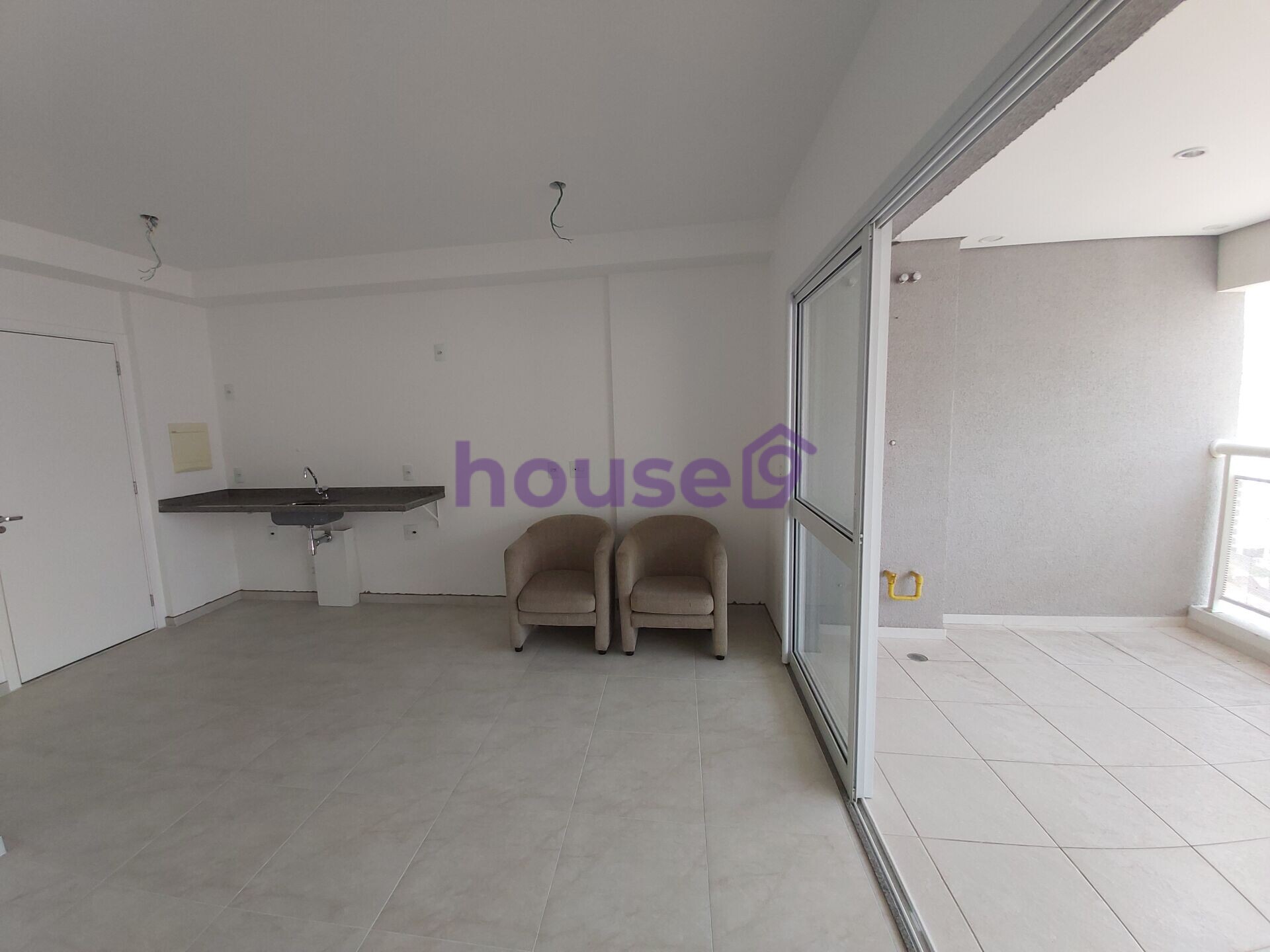 Apartamento à venda com 1 quarto, 40m² - Foto 6