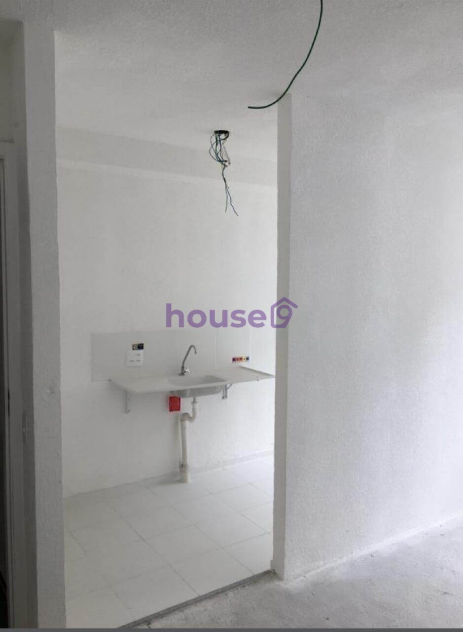 Apartamento à venda com 2 quartos, 42m² - Foto 7