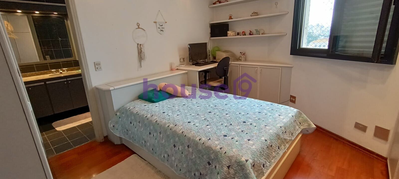 Apartamento à venda com 4 quartos, 200m² - Foto 29