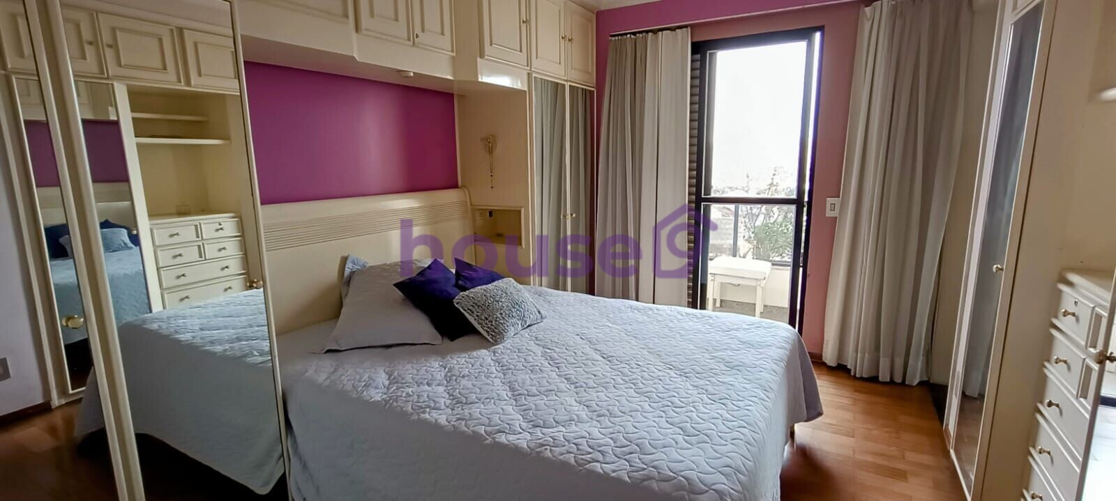 Apartamento à venda com 4 quartos, 200m² - Foto 15