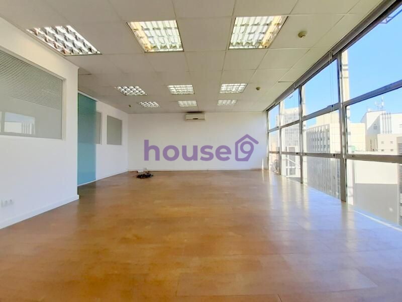 Prédio Inteiro para alugar, 110m² - Foto 1