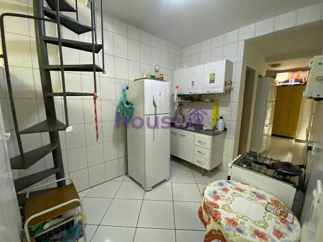 Sobrado para alugar com 6 quartos, 208m² - Foto 5