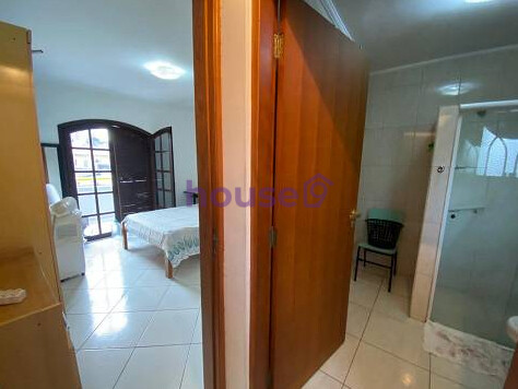 Sobrado para alugar com 6 quartos, 208m² - Foto 14