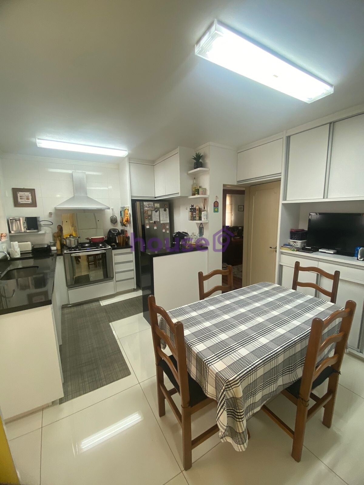 Apartamento à venda com 3 quartos, 130m² - Foto 26