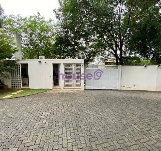 Casa para alugar com 4 quartos, 425m² - Foto 4