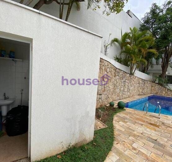 Casa para alugar com 4 quartos, 425m² - Foto 39