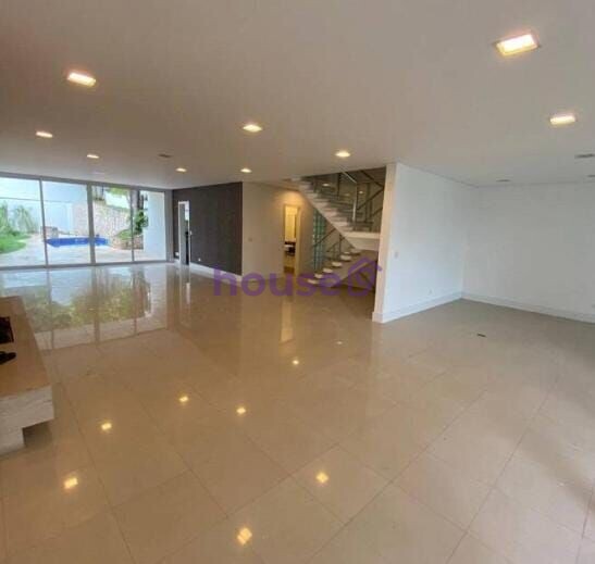 Casa para alugar com 4 quartos, 425m² - Foto 46