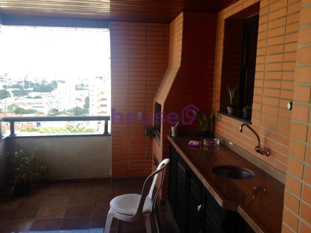 Apartamento à venda com 4 quartos, 273m² - Foto 1