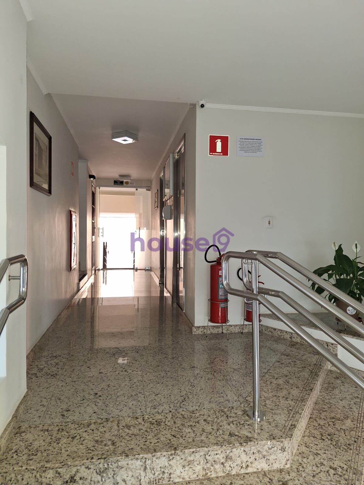 Apartamento à venda com 2 quartos, 60m² - Foto 13