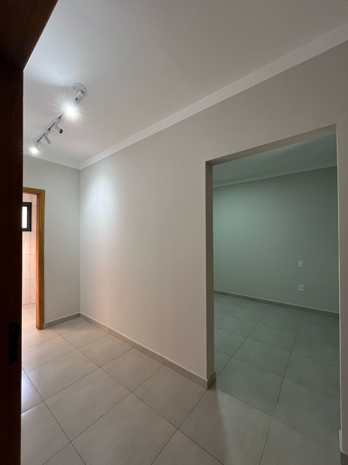 Casa à venda com 3 quartos, 300m² - Foto 15