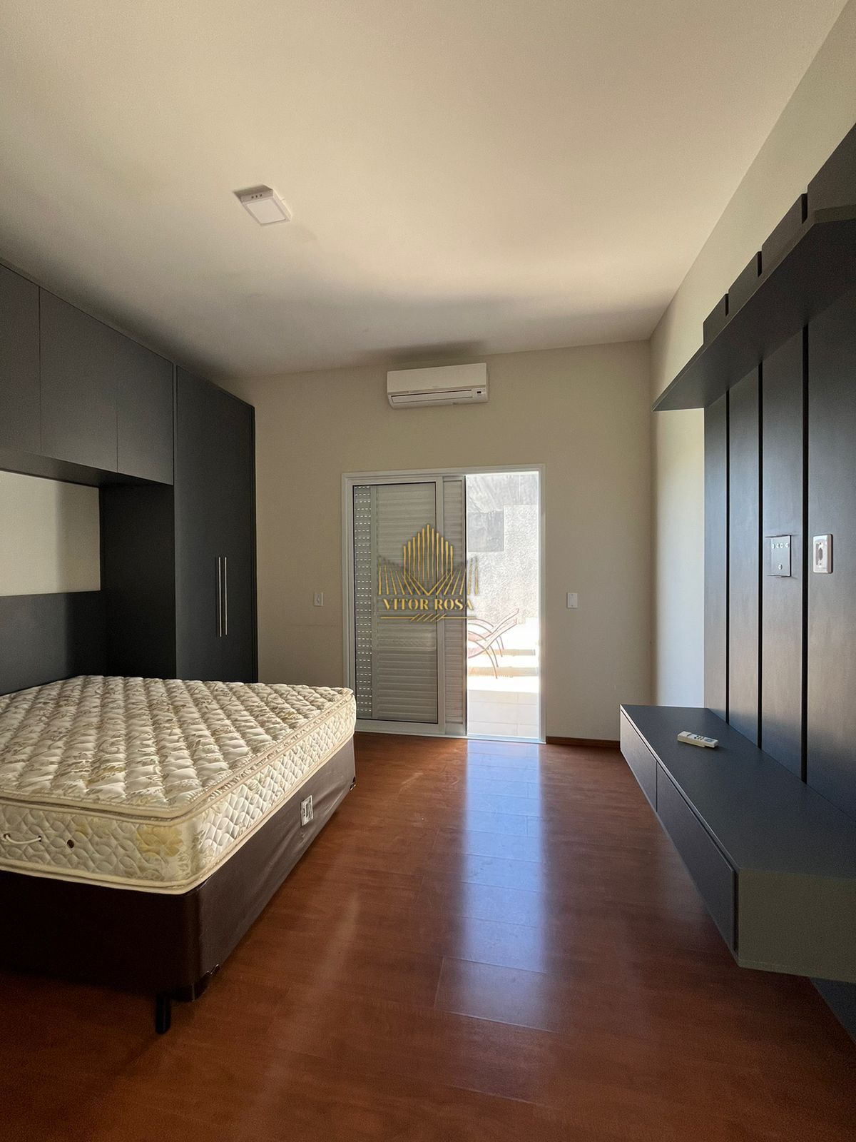 Casa de Condomínio para alugar com 3 quartos, 330m² - Foto 19