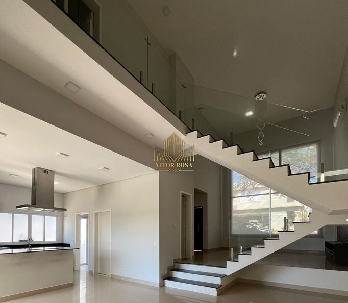 Casa de Condomínio para alugar com 3 quartos, 330m² - Foto 1