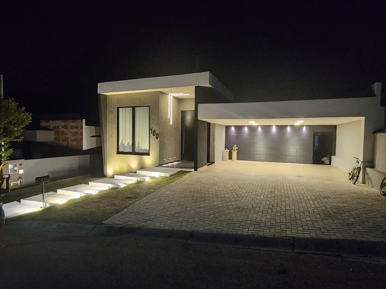 Casa à venda com 5 quartos, 600m² - Foto 3