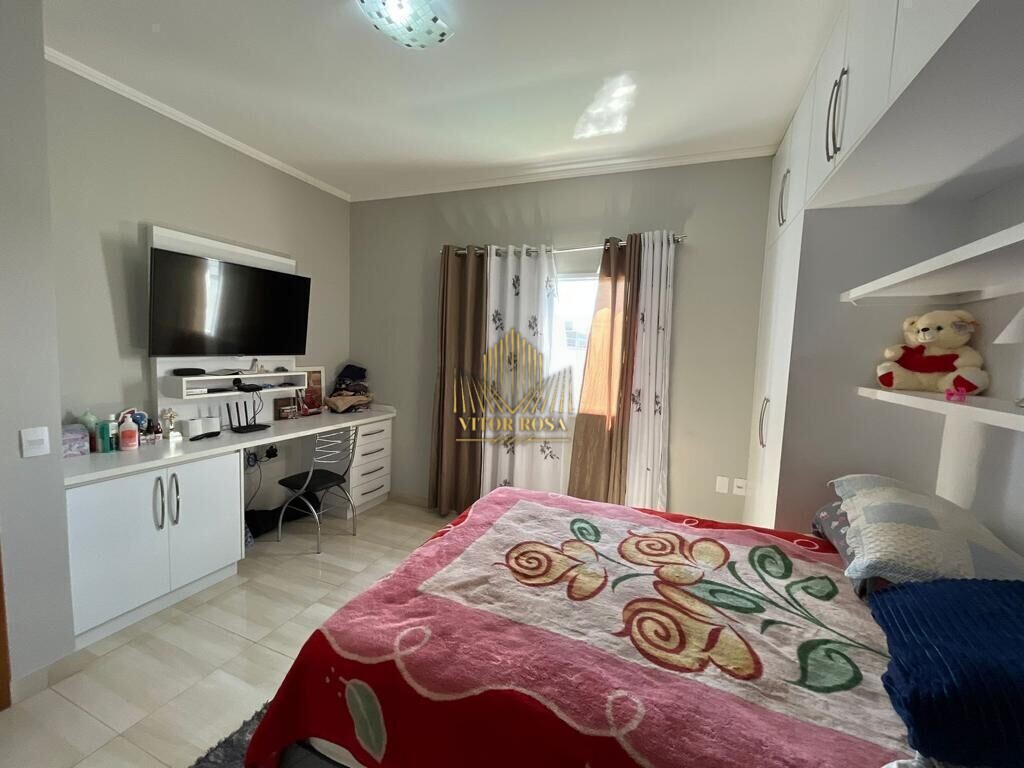 Casa de Condomínio à venda com 3 quartos, 250m² - Foto 8