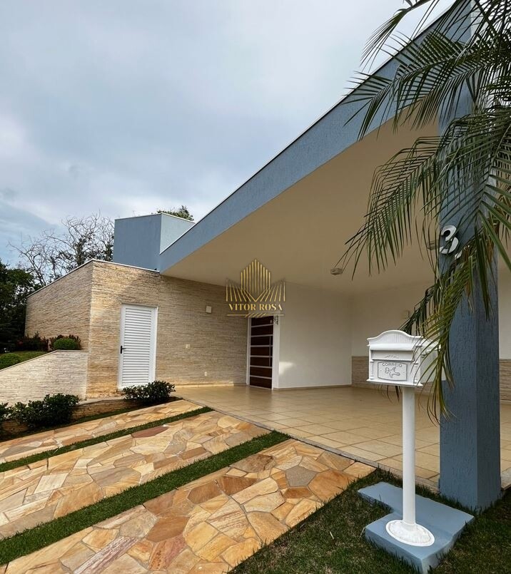 Casa de Condomínio para alugar com 4 quartos, 570m² - Foto 2