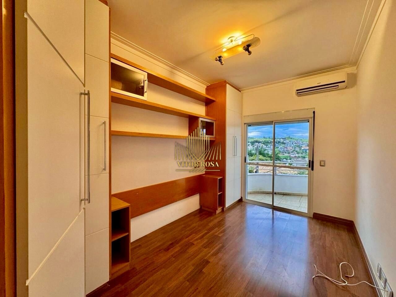 Casa de Condomínio para alugar com 4 quartos, 600m² - Foto 15