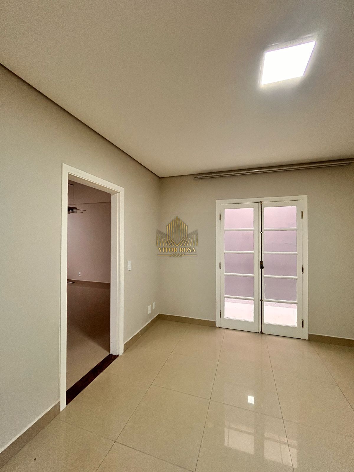 Casa de Condomínio para alugar com 3 quartos, 330m² - Foto 14