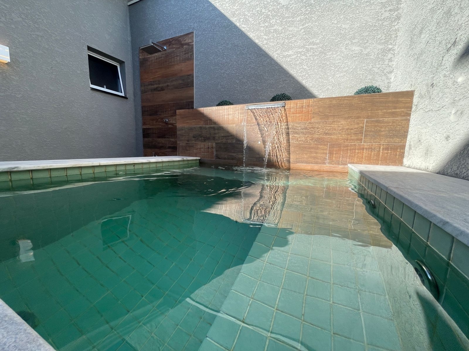 Casa à venda com 4 quartos, 300m² - Foto 17