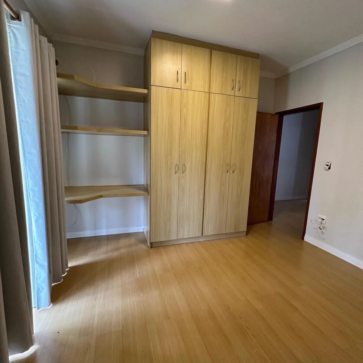 Casa de Condomínio para alugar com 4 quartos, 600m² - Foto 17